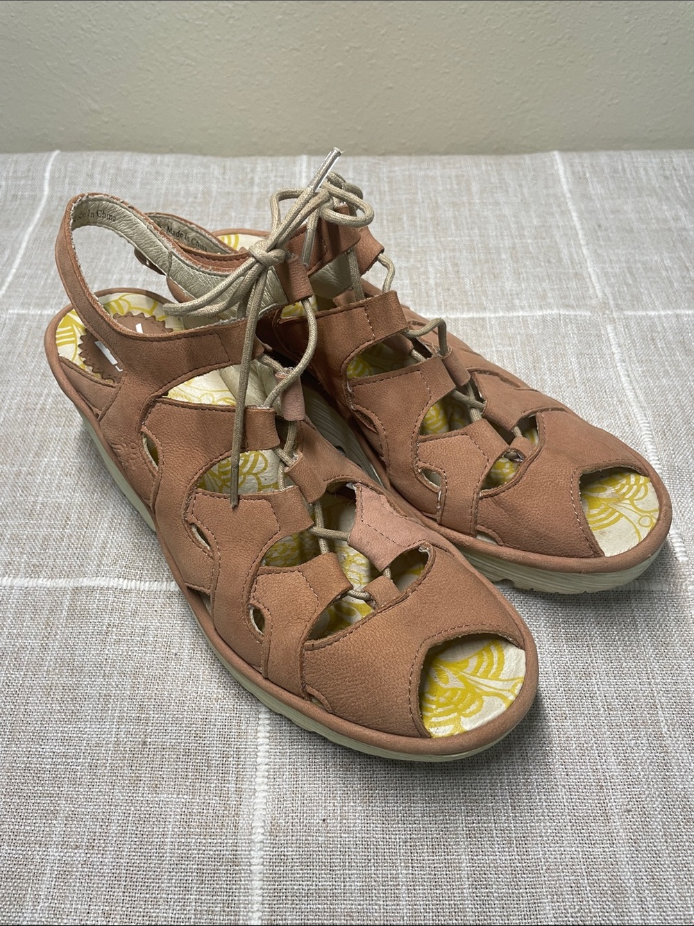 FLY London Size EU39 Tan Leather Peep Toe Lace Up Wedge Sandals